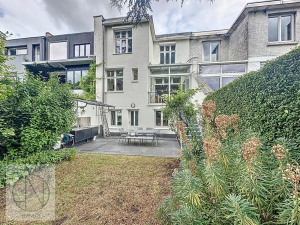 Maison 5 pièce(s) 4 chambre(s) 154 m²