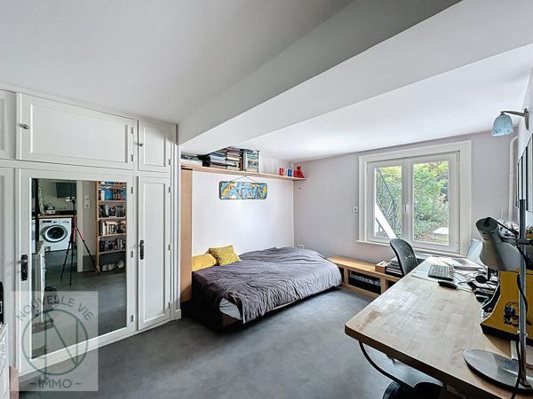 Maison 5 pièce(s) 4 chambre(s) 154 m²
