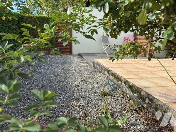 A vendre maison Quimperlé (29)

Située dans le quartier résidentiel de Kerneuzec, cette maiso...