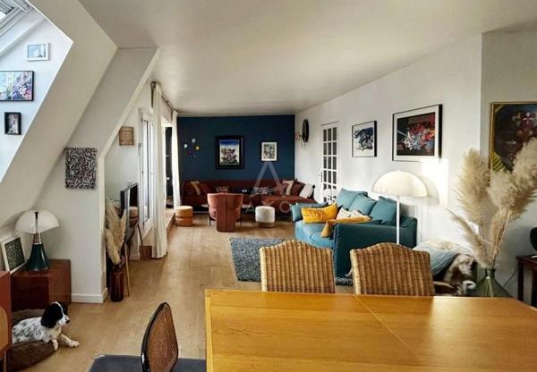 SURESNES/ CENTRE VILLE/ PLACE DU MARCHÉ /  4 PIECES AVEC BALCON, CAVE ET PARKING