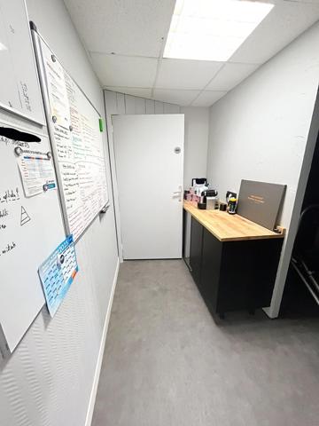 Mérignac – Murs commerciaux à vendre – Emplacement stratégique proche rocade