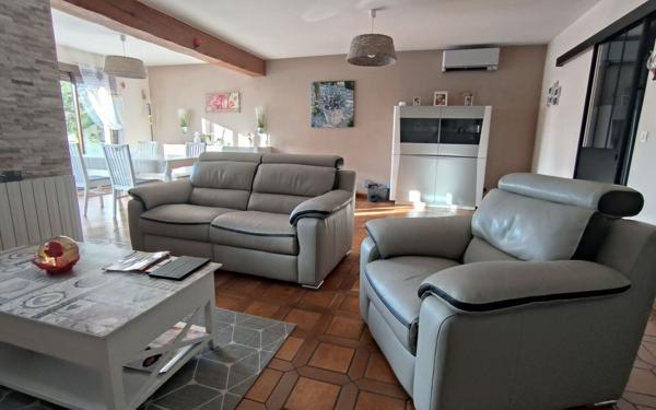 Maison à vendre    8 pièces •  Étiolles