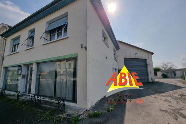 Maison  11 pièce(s)  5 chambre(s)  145 m²