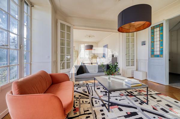 SEVRES RIVE DROITE - DEMEURE DE CHARME €1 895 000 ** - Référence 626-S