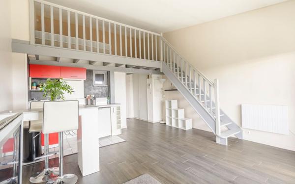Appartement à vendre    1 pièce • 26,95 m2 Villemomble