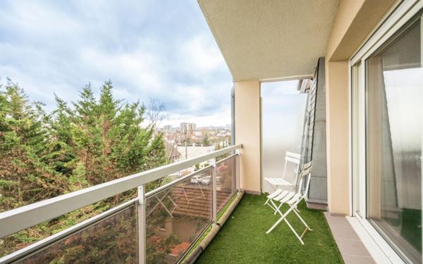 Appartement à vendre    1 pièce • 26,95 m2 Villemomble