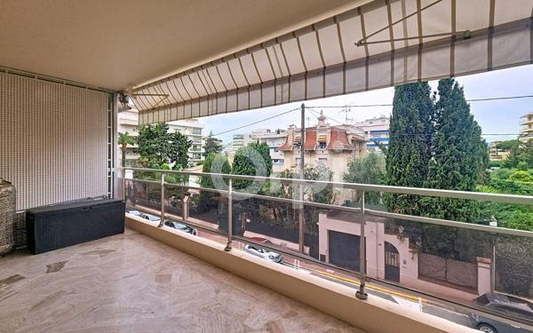 Appartement à vendre    1 pièce • 33,03 m2 Cannes