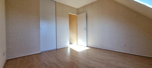 Bréal-sous-Montfort (35310) Bel appartement de type 2 pièces en duplex