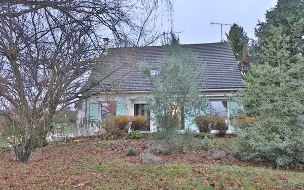 Maison à vendre    10 pièces • 211 m2 Brasles