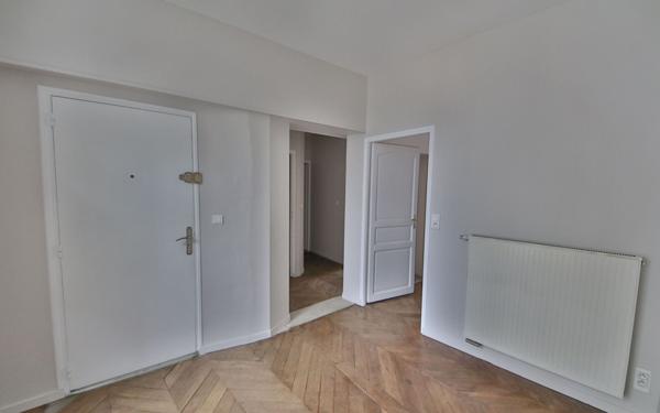 Maison à vendre    10 pièces • 211 m2 Brasles