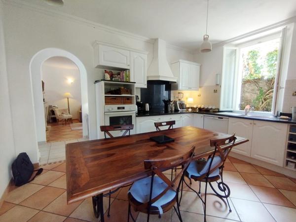 A vendre maison 8 pièces de 160 m2, divisée en 2 appartements, au calme et vue montagne à ORTIPORIO (20) Haute Corse