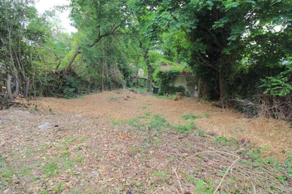 Terrain Constructible Champigny-sur-Marne 06 a 78 ca