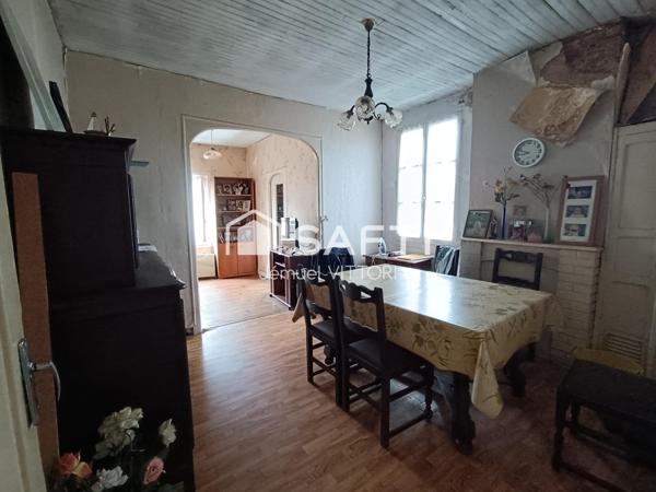 Maison à réhabiliter ou projet de reconstruction – Centre d’Ernée