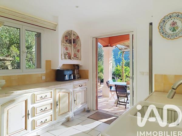 Maison à vendre 6 pièces 160 m² Les Adrets-de-l'Estérel