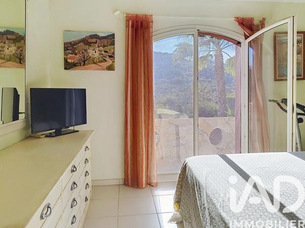 Maison à vendre 6 pièces 160 m² Les Adrets-de-l'Estérel