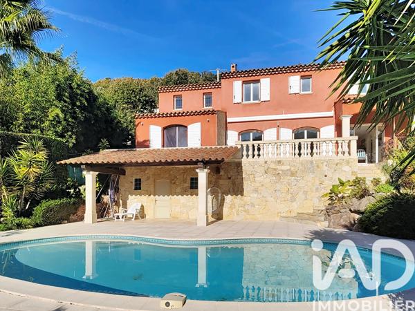 Maison à vendre 6 pièces 160 m² Les Adrets-de-l'Estérel