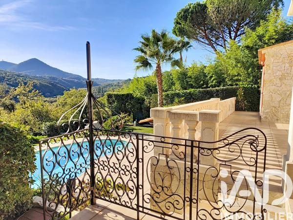 Maison à vendre 6 pièces 160 m² Les Adrets-de-l'Estérel