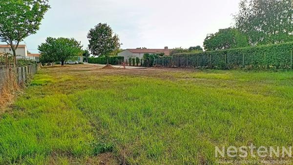 Terrain de près de 500 m² viabilisé à vendre à Cozes, à 30 mn de Royan et de Saintes