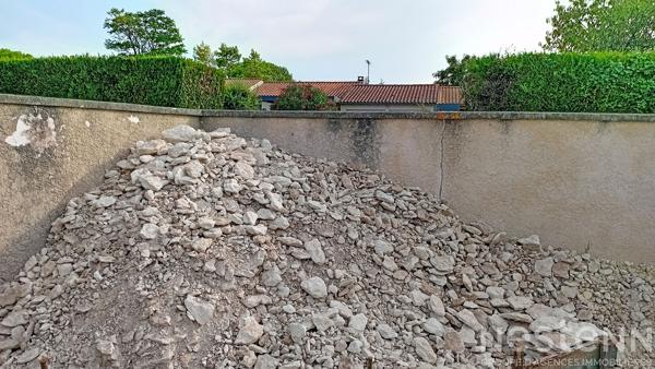 Terrain de près de 500 m² viabilisé à vendre à Cozes, à 30 mn de Royan et de Saintes