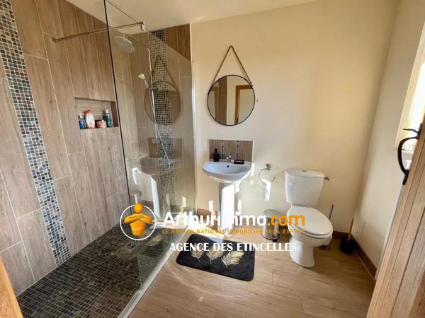 Vente                                                      Maison
                        
                     4 pièces                      114 m2                     à Martigné-Ferchaud