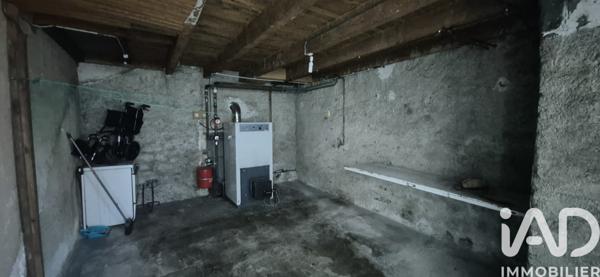Immeuble à vendre 80 m² Vic-sur-Cère
