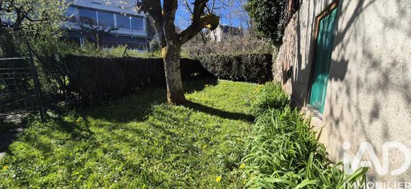 Immeuble à vendre 80 m² Vic-sur-Cère