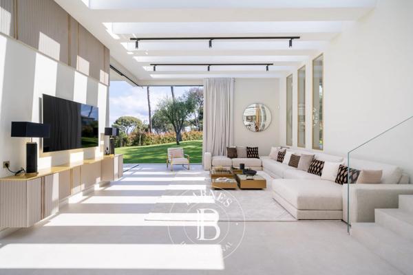 Antibes, Villa 4 Chambres -  403 m² à vendre