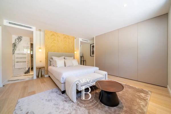 Antibes, Villa 4 Chambres -  403 m² à vendre