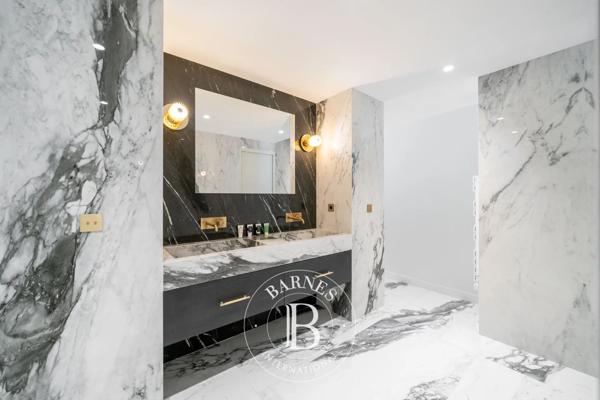 Antibes, Villa 4 Chambres -  403 m² à vendre