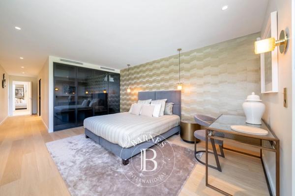 Antibes, Villa 4 Chambres -  403 m² à vendre