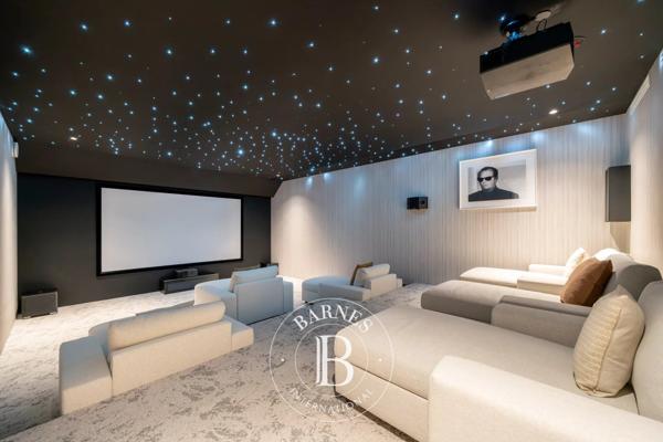 Antibes, Villa 4 Chambres -  403 m² à vendre