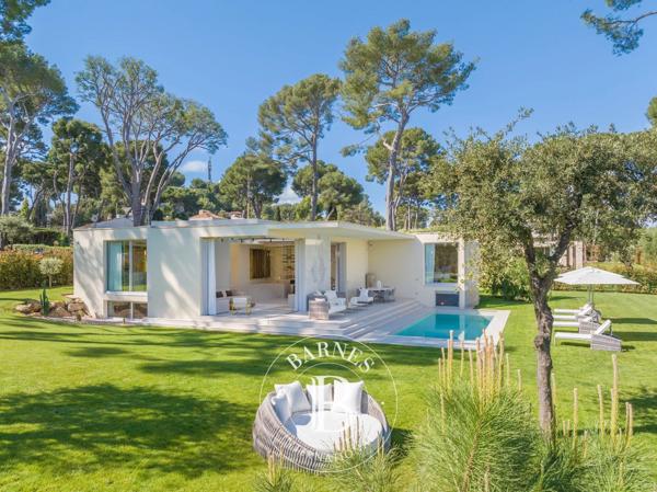 Antibes, Villa 4 Chambres -  403 m² à vendre