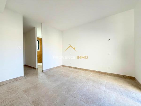 Salon-de-Provence (13300) Maison Plain-pied - 100m² - 3 chambres