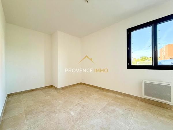 Salon-de-Provence (13300) Maison Plain-pied - 100m² - 3 chambres