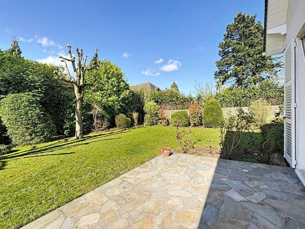 Montmorency, belle maison familiale 5 chambres, lumineuse et au calme