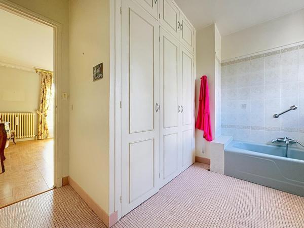 Montmorency, belle maison familiale 5 chambres, lumineuse et au calme