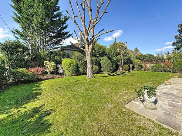 Montmorency, belle maison familiale 5 chambres, lumineuse et au calme