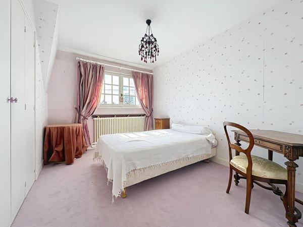 Montmorency, belle maison familiale 5 chambres, lumineuse et au calme