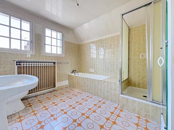 Montmorency, belle maison familiale 5 chambres, lumineuse et au calme