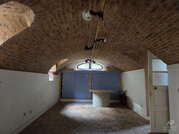 Rueil Malmaison Buzenval - Maison 6 pièce(s) 144.36 m2. Loyer 2 950 €/mois charges comprises **  - Référence  19279