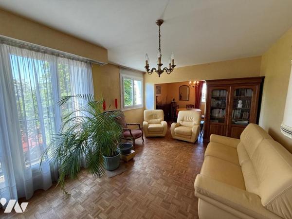 Appartement T4 avec balcon et garage – Tours Nord
