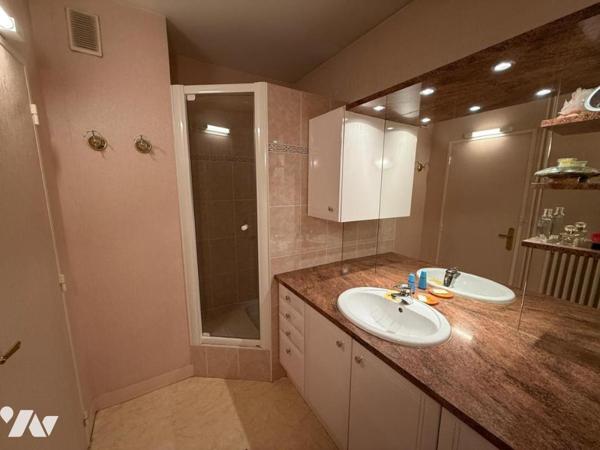Appartement T4 avec balcon et garage – Tours Nord