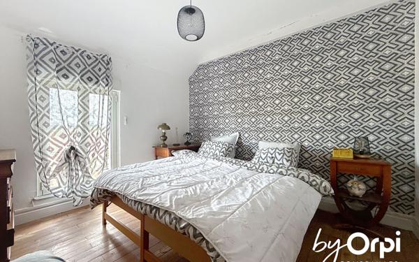 Maison à vendre    3 pièces • 88 m2 Saint-Éloy-les-Mines