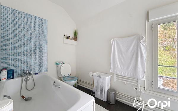 Maison à vendre    3 pièces • 88 m2 Saint-Éloy-les-Mines