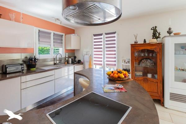 Maison à vendre |  L'Isle-Jourdain |  4 pièces | 90 m²