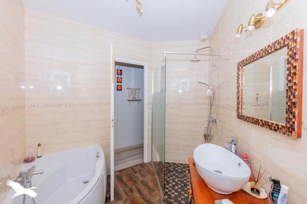 Maison à vendre |  L'Isle-Jourdain |  4 pièces | 90 m²