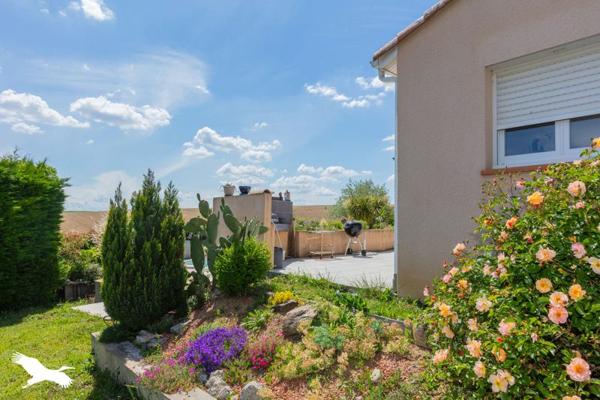 Maison à vendre |  L'Isle-Jourdain |  4 pièces | 90 m²
