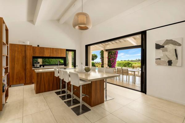 La Croix-Valmer – Villa avec vue mer et piscine à débordement