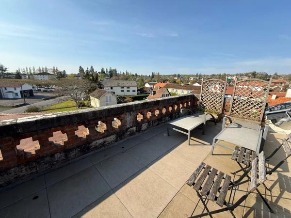 Charmant "pied à terre" avec deux terrasses au centre ville
