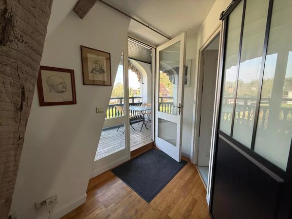 Charmant "pied à terre" avec deux terrasses au centre ville